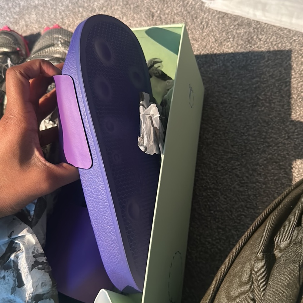 off white slides! - Picture 6 of 6